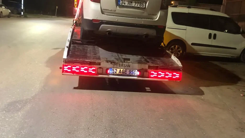 Aybastı Oto Kurtarma saha çalışması ve çekici hizmeti