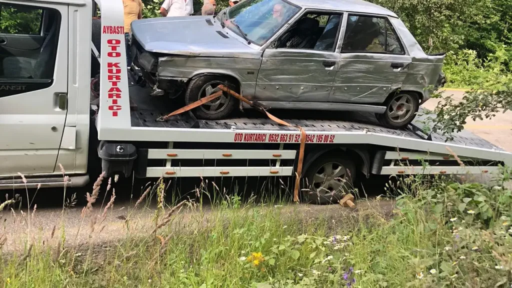 Aybastı Oto Kurtarma saha çalışması ve çekici hizmeti